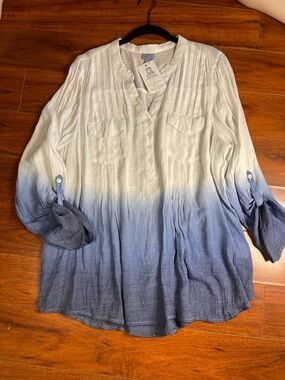 Laura Scott Lavender Gray Textured Button Top